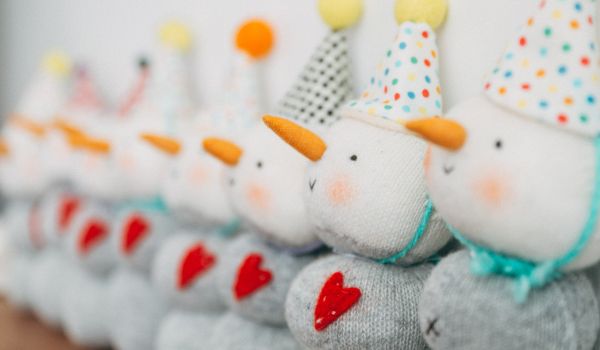 Sock Snow-People ready to party!