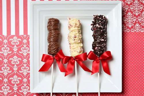 Belgian Chocolate Dipped Holiday Marshmallows 