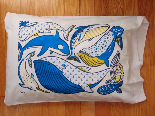 Dream whales 100% cotton standard pillow case