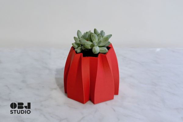 Flake Series – Small Planter in Red