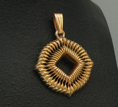 14K Gold pendant