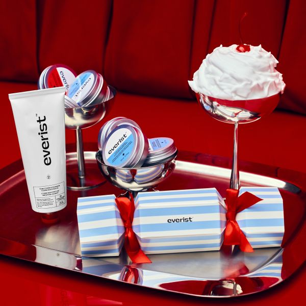 Everist Holiday Collection