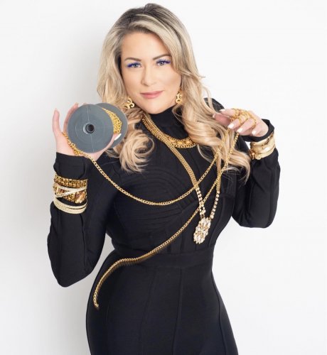 Vered Lavi